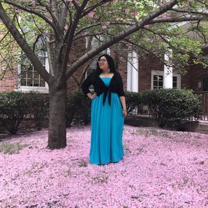 Meet your Posher, Dania